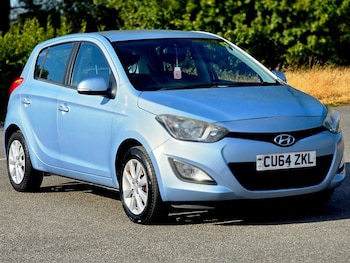 Used Hyundai i20 2014 for sale - 79322639: Photo