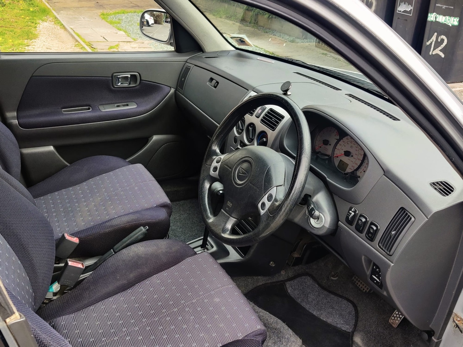 Used Daihatsu Sirion 2002 for sale - 78092876: Photo 10