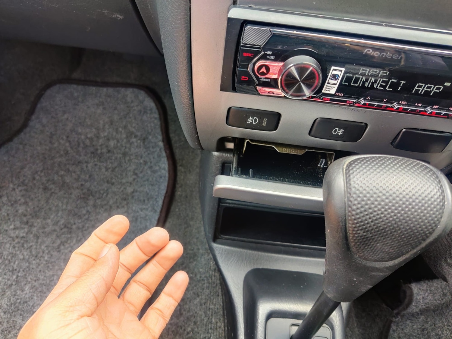 Used Daihatsu Sirion 2002 for sale - 78092876: Photo 19