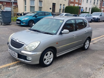 Used Daihatsu Sirion 2002 for sale - 78092876: Photo