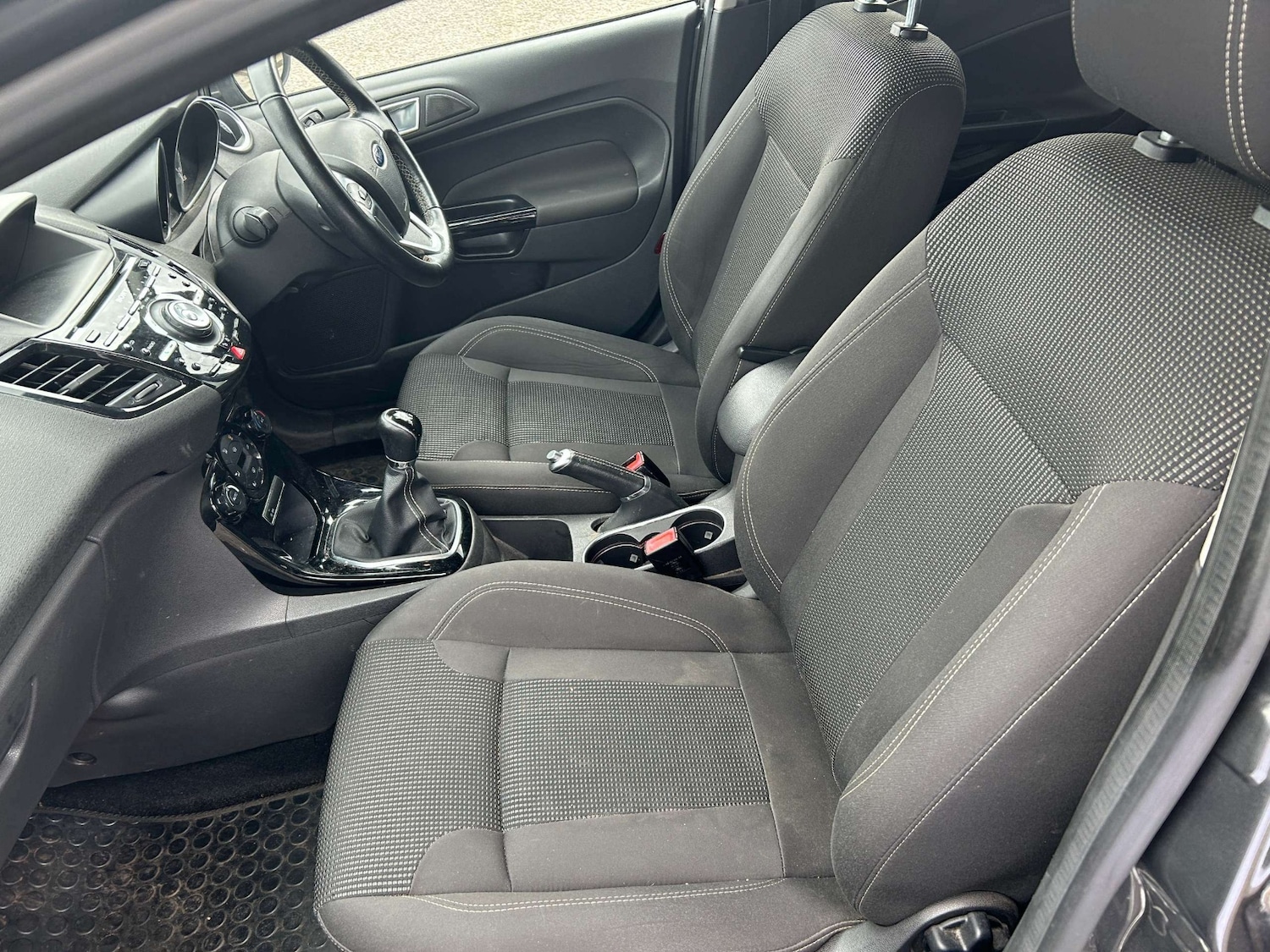 Used Ford Fiesta 2017 for sale - 77702652: Photo 13