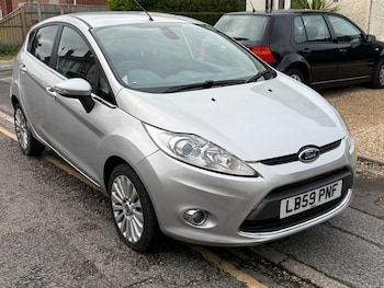 Used Ford Fiesta 2010 for sale - 78616374: Photo