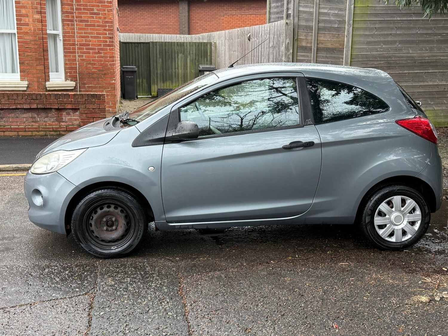 Used Ford Ka 2010 for sale - 77304752: Photo 9