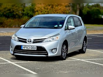 Used Toyota Verso 2013 for sale - 79778168: Photo