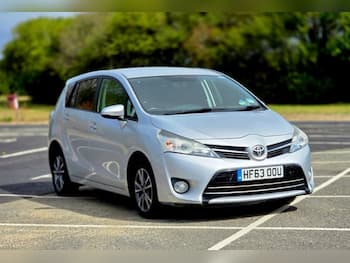 Used Toyota Verso 2013 for sale - 79778168: Photo