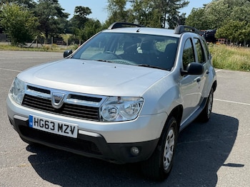 Used Dacia Duster 2014 for sale - 79005854: Photo