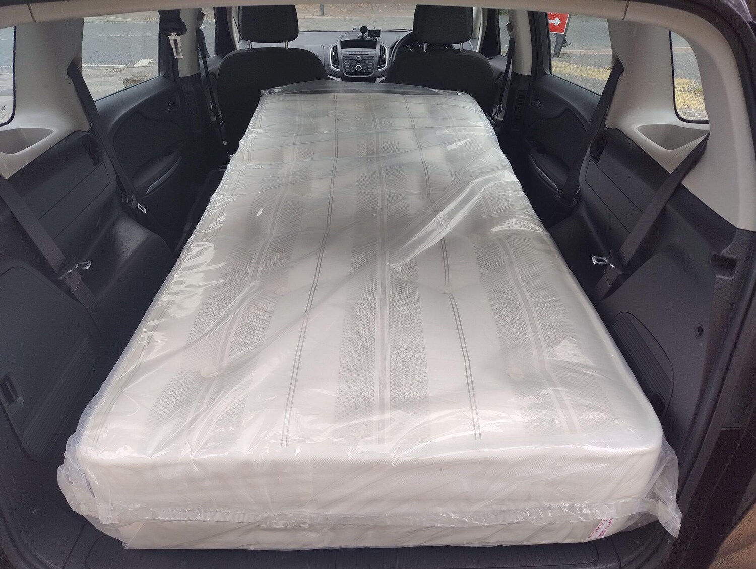 Used Vauxhall Zafira Tourer 2014 for sale - 75769574: Photo 94