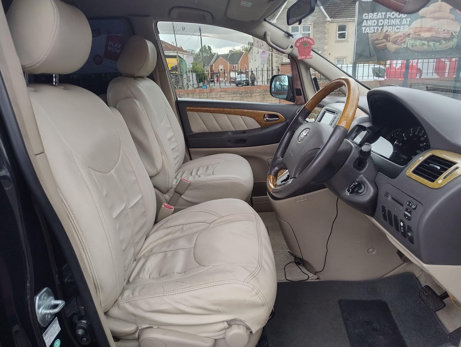 Used Toyota Alphard 2021 for sale - 76360650: Photo 21