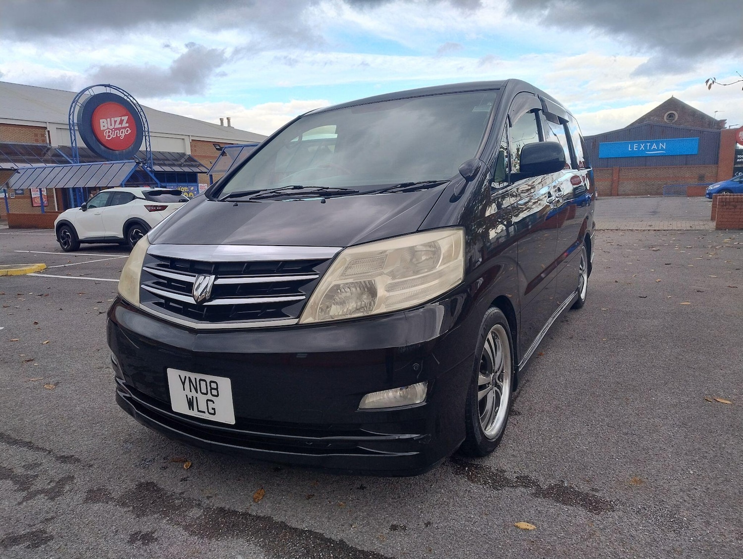 Used Toyota Alphard 2021 for sale - 76360650: Photo 3