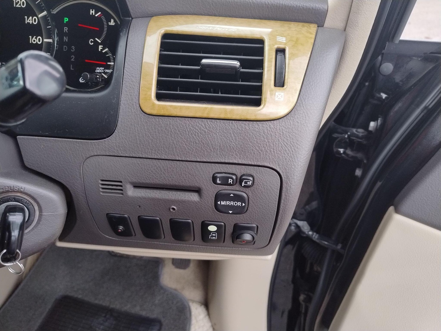 Used Toyota Alphard 2021 for sale - 76360650: Photo 30