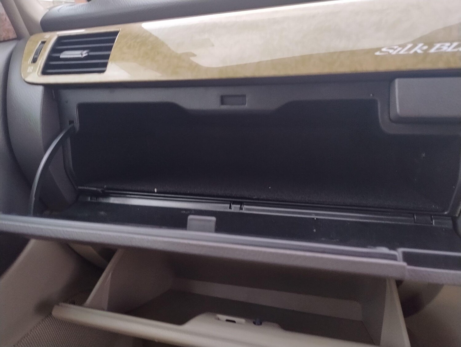 Used Toyota Alphard 2021 for sale - 76360650: Photo 39