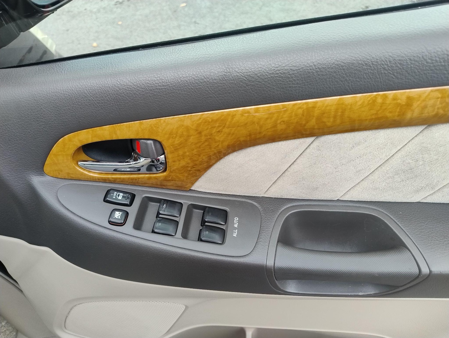 Used Toyota Alphard 2021 for sale - 76360650: Photo 45