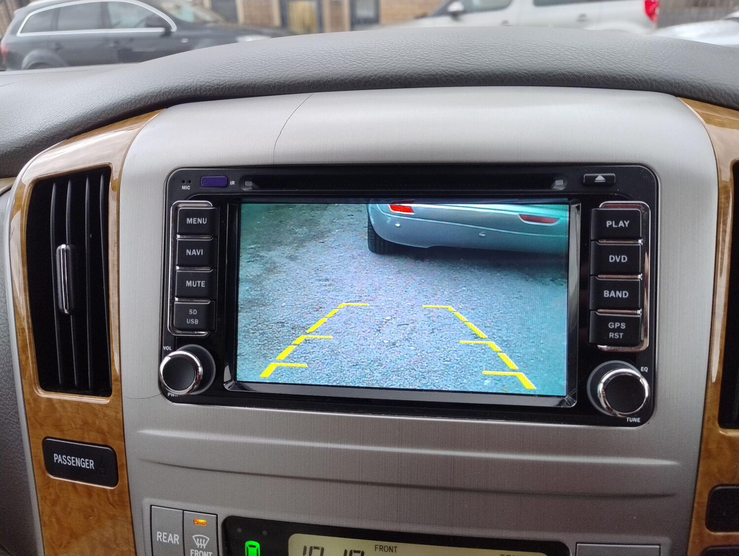 Used Toyota Alphard 2021 for sale - 76360650: Photo 59