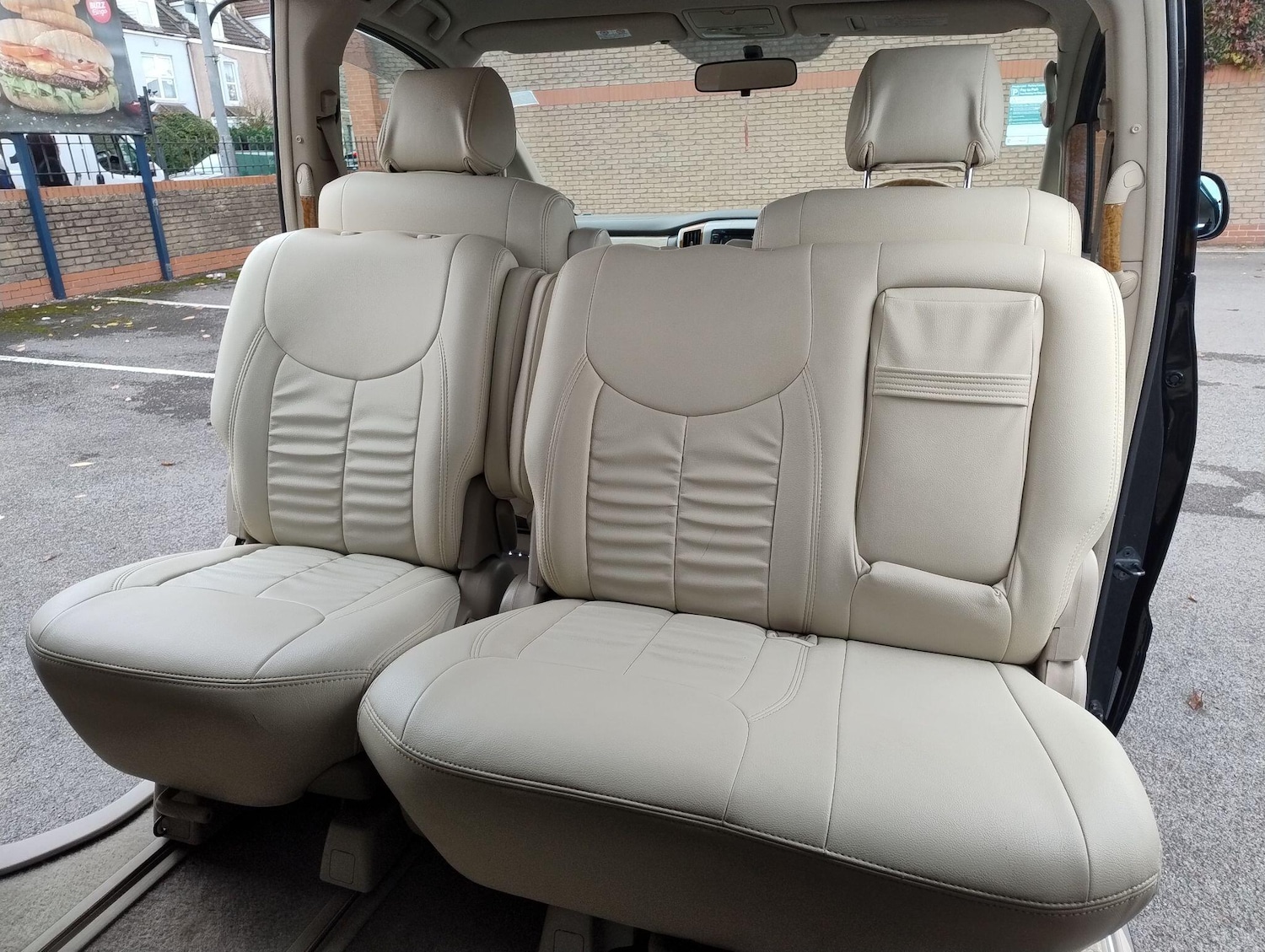 Used Toyota Alphard 2021 for sale - 76360650: Photo 64