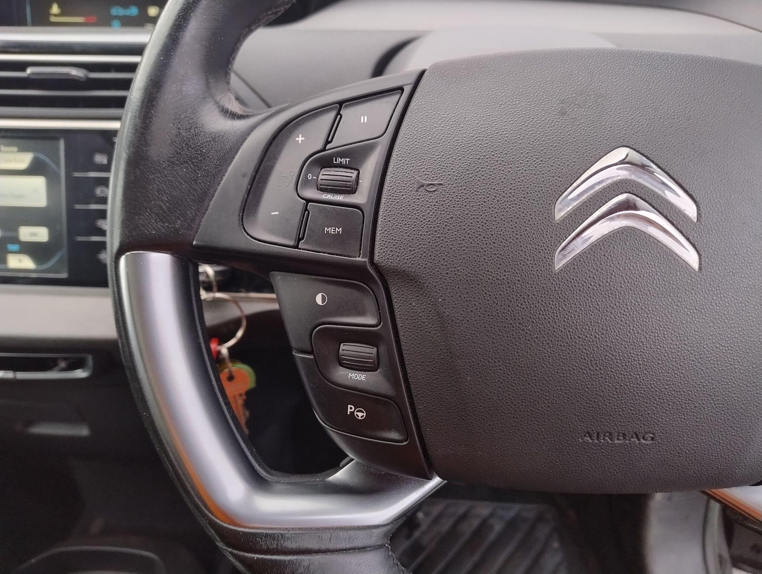 Used Citroen C4 Picasso 2014 for sale - 77478923: Photo 94