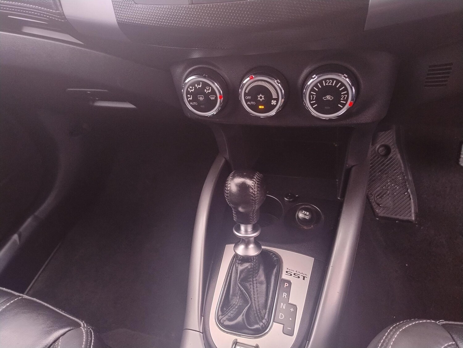 Used Mitsubishi Outlander for sale - 78214700: Photo 25