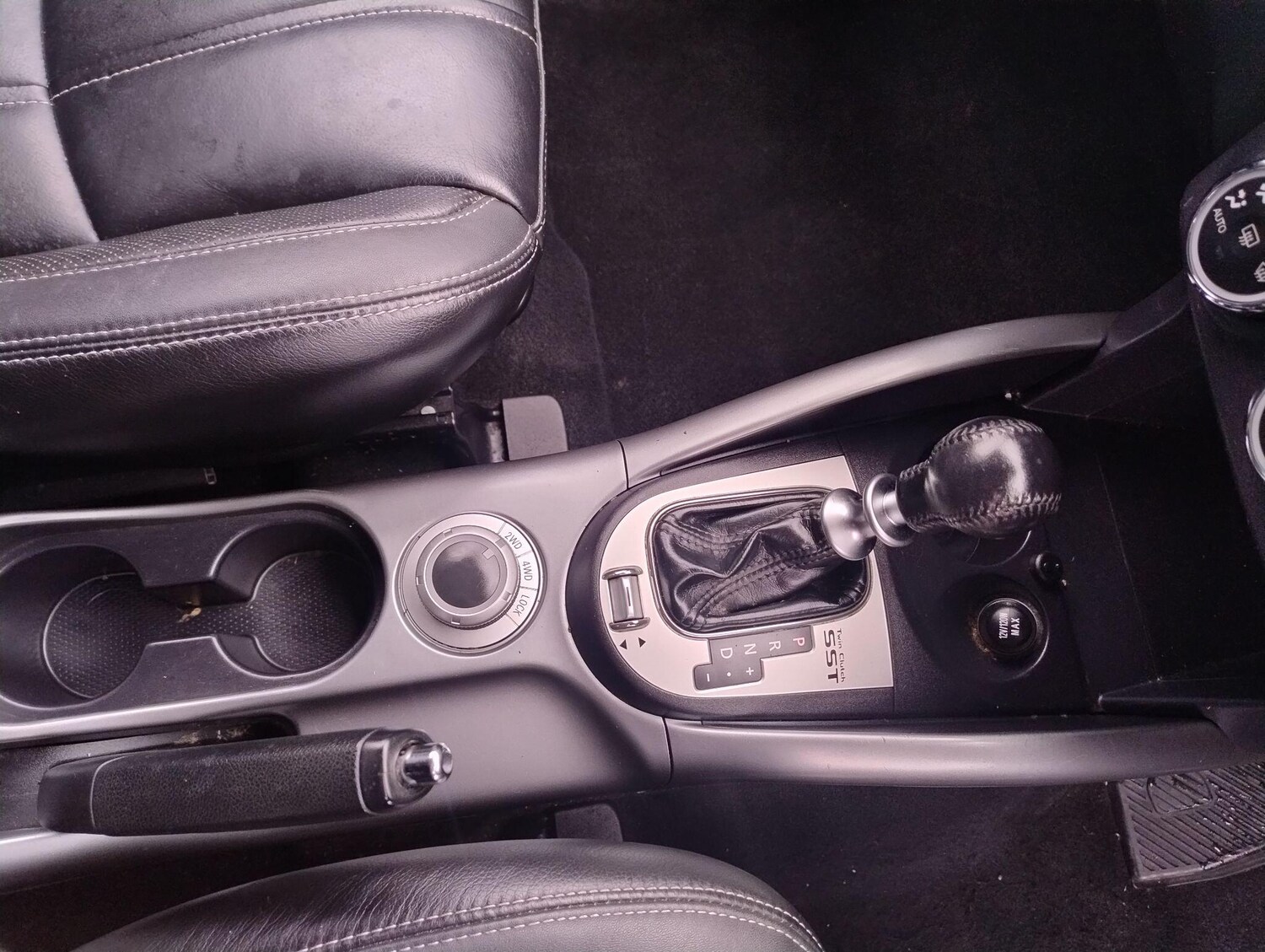 Used Mitsubishi Outlander for sale - 78214700: Photo 26