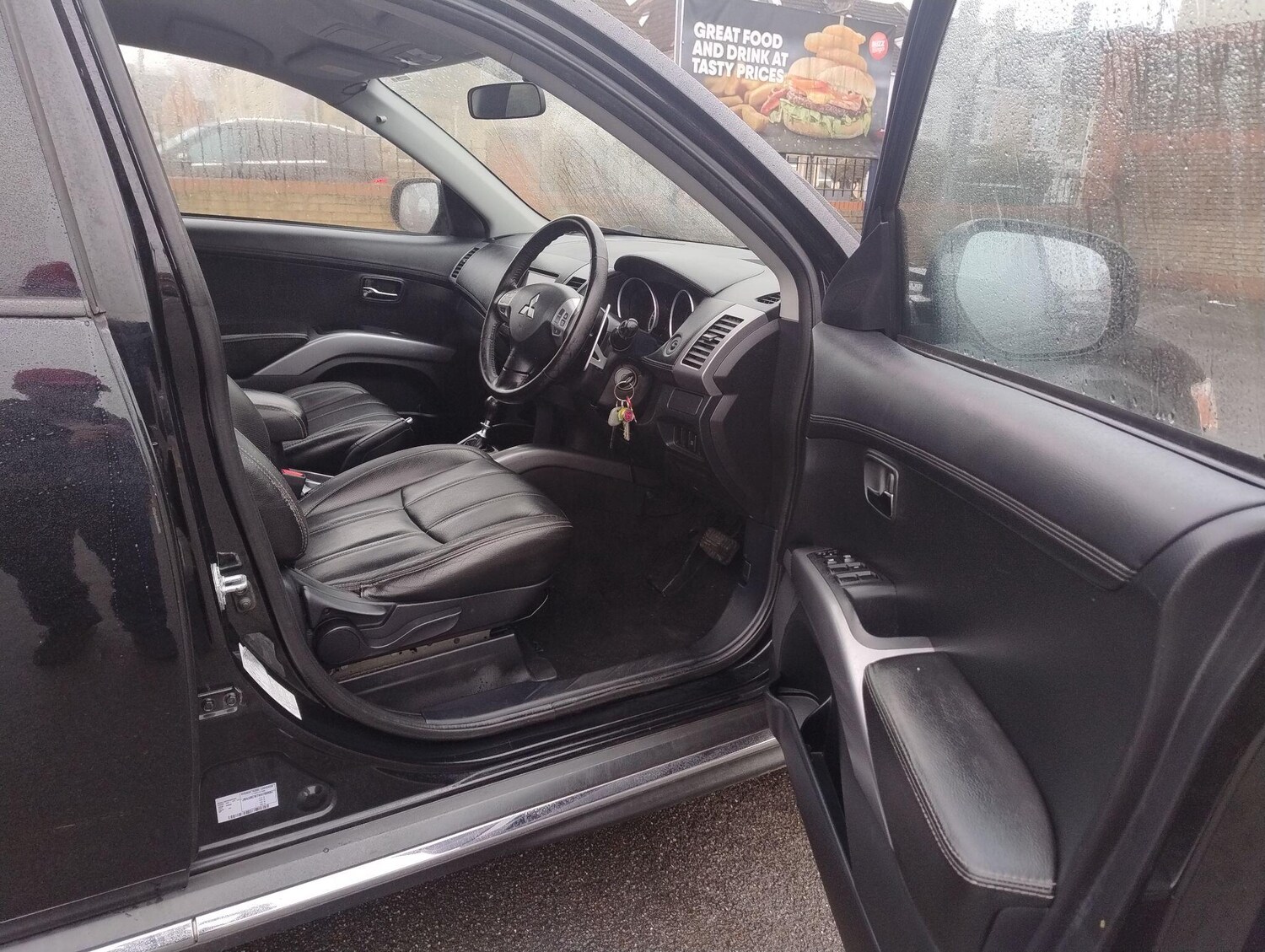 Used Mitsubishi Outlander for sale - 78214700: Photo 29