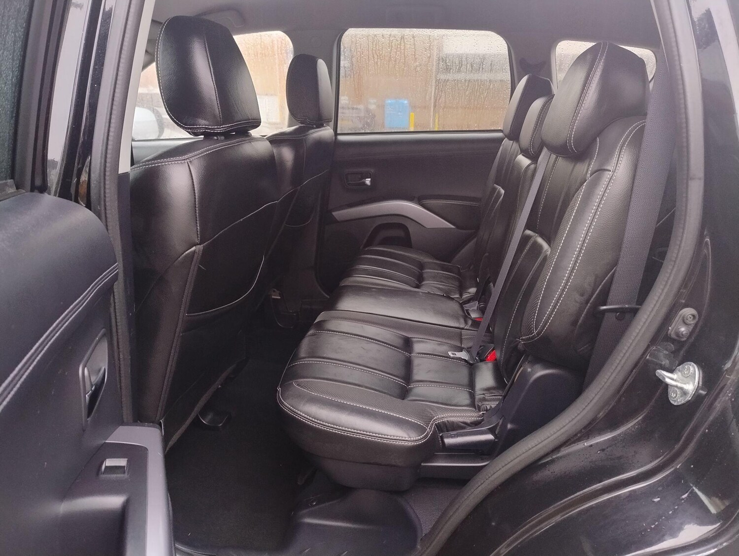 Used Mitsubishi Outlander for sale - 78214700: Photo 40