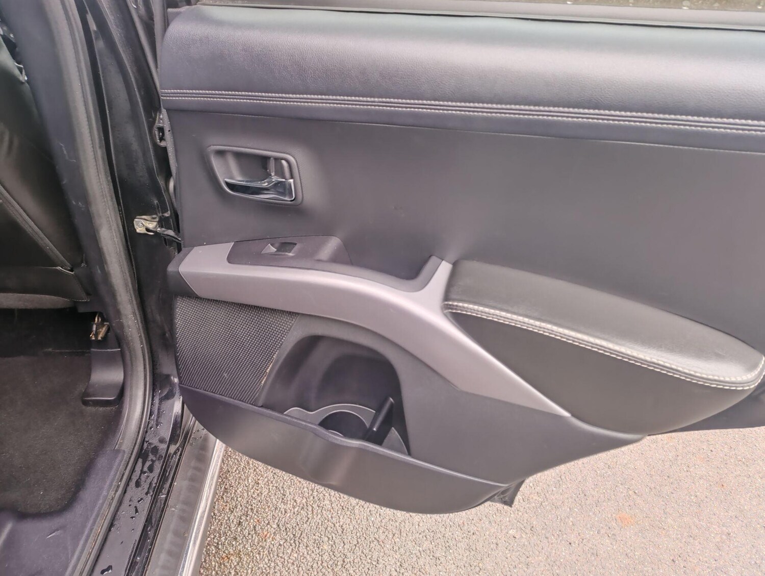 Used Mitsubishi Outlander for sale - 78214700: Photo 45