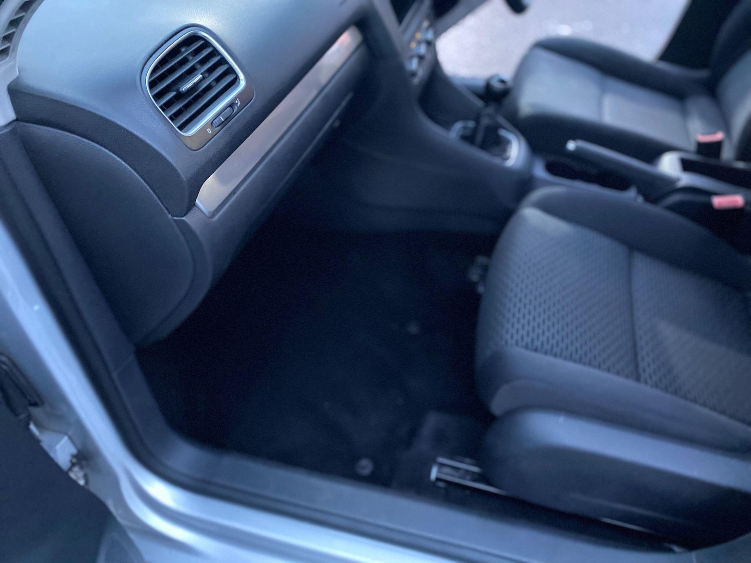 Used Volkswagen Golf 2009 for sale - 77738120: Photo 46