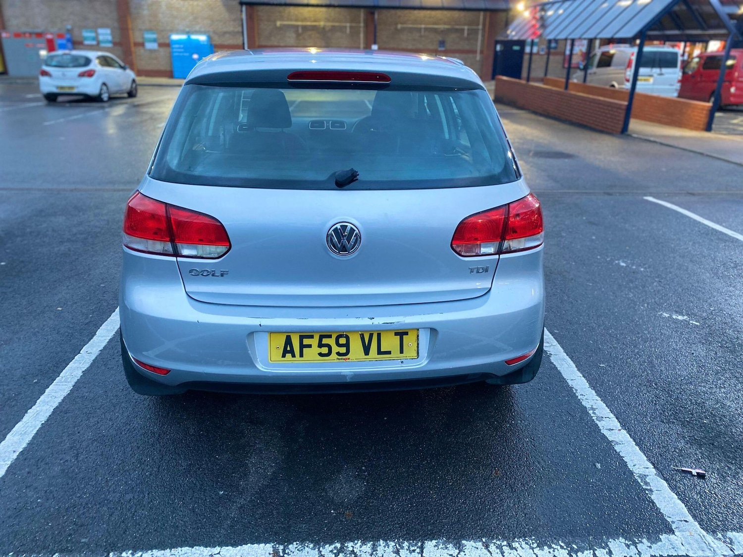 Used Volkswagen Golf 2009 for sale - 77738120: Photo 5