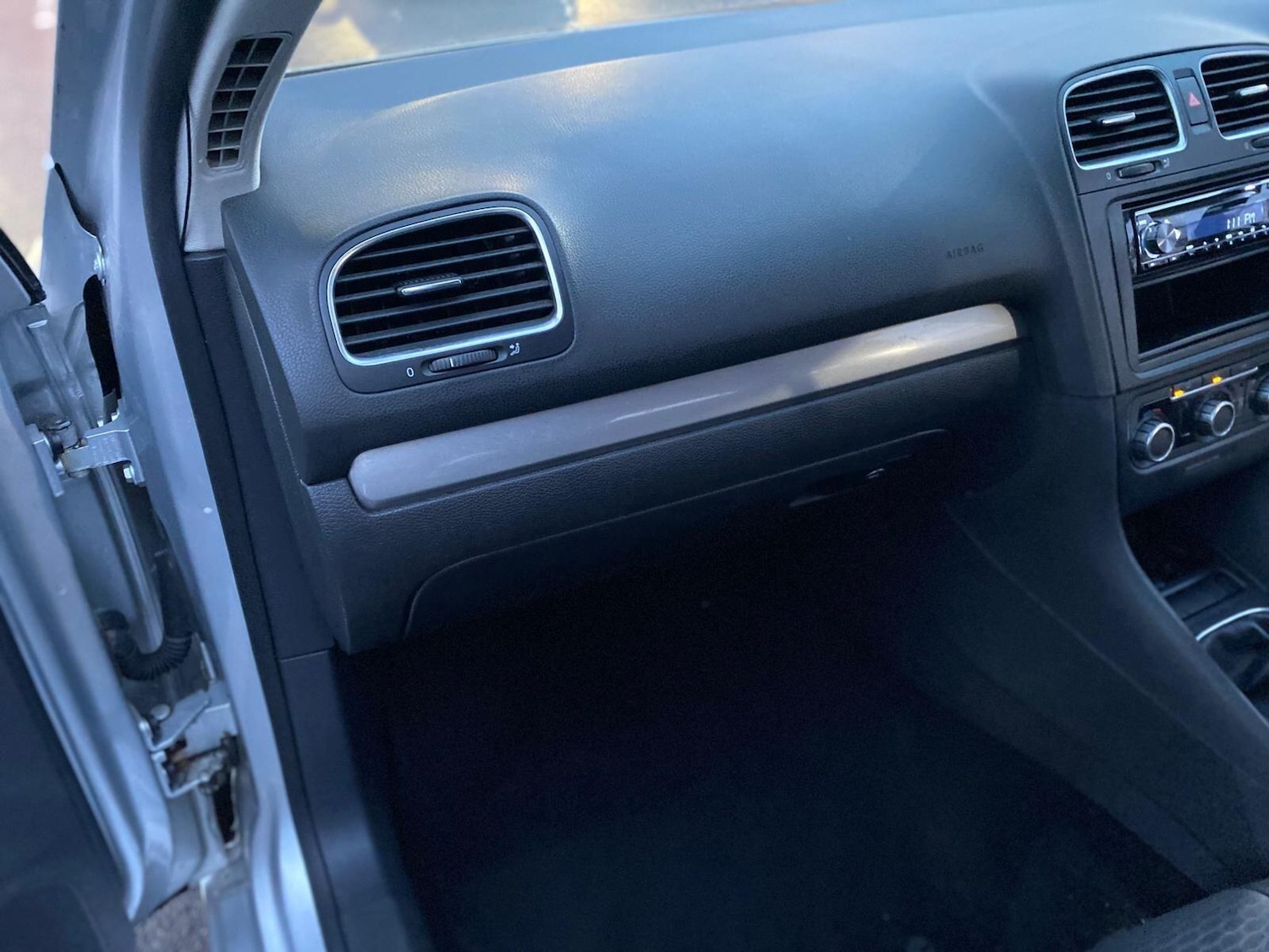 Used Volkswagen Golf 2009 for sale - 77738120: Photo 9