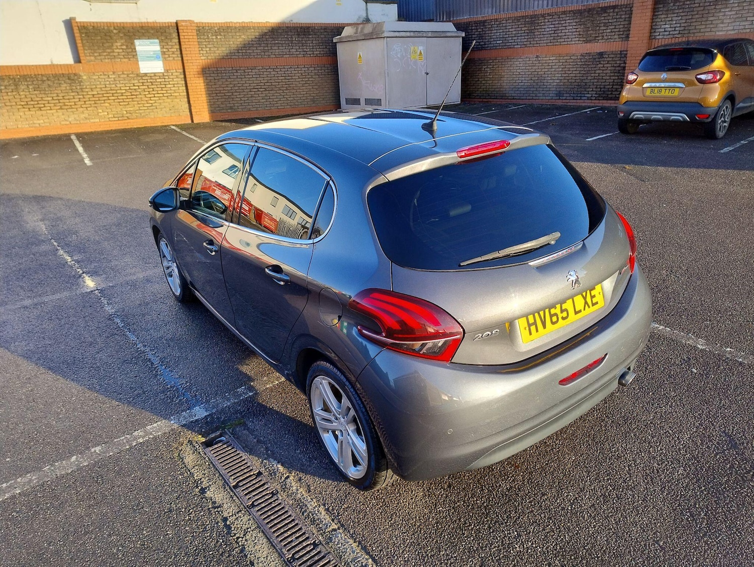 Used Peugeot 208 2015 for sale - 76823723: Photo 10