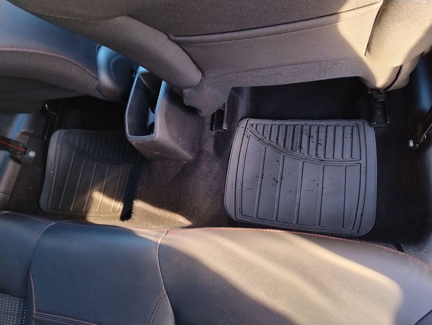 Used Peugeot 208 2015 for sale - 76823723: Photo 29