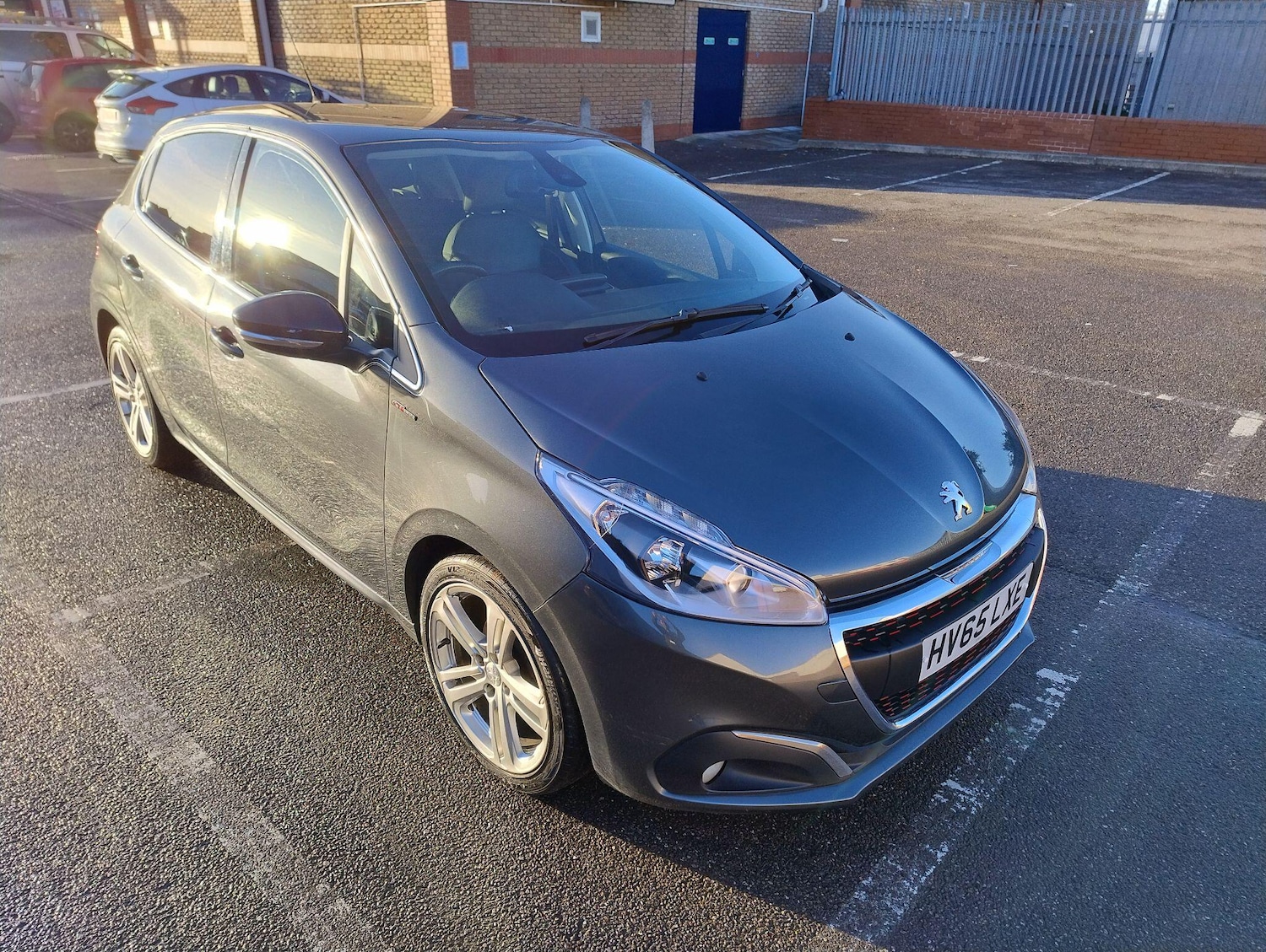 Used Peugeot 208 2015 for sale - 76823723: Photo 5