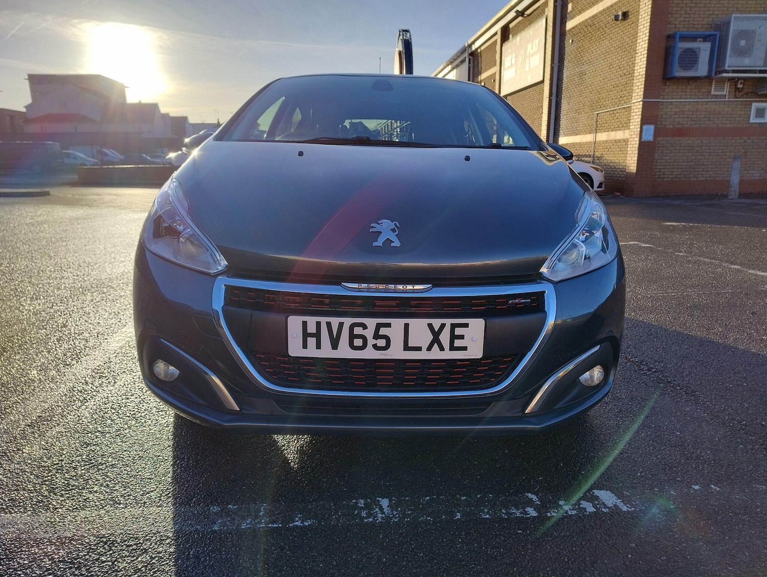 Used Peugeot 208 2015 for sale - 76823723: Photo 6