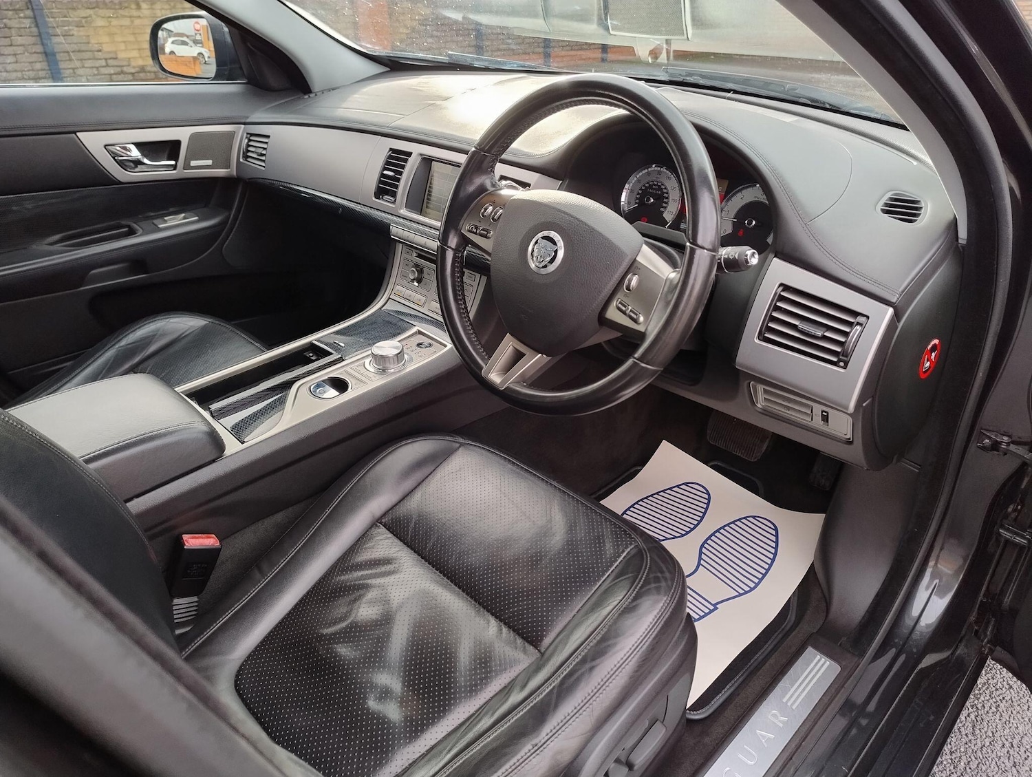 Used Jaguar XF 2010 for sale - 76849714: Photo 20