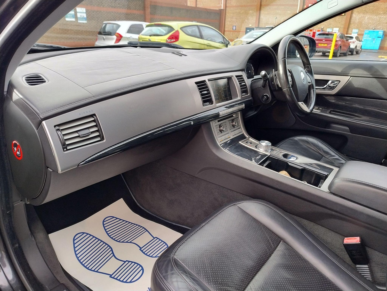 Used Jaguar XF 2010 for sale - 76849714: Photo 21