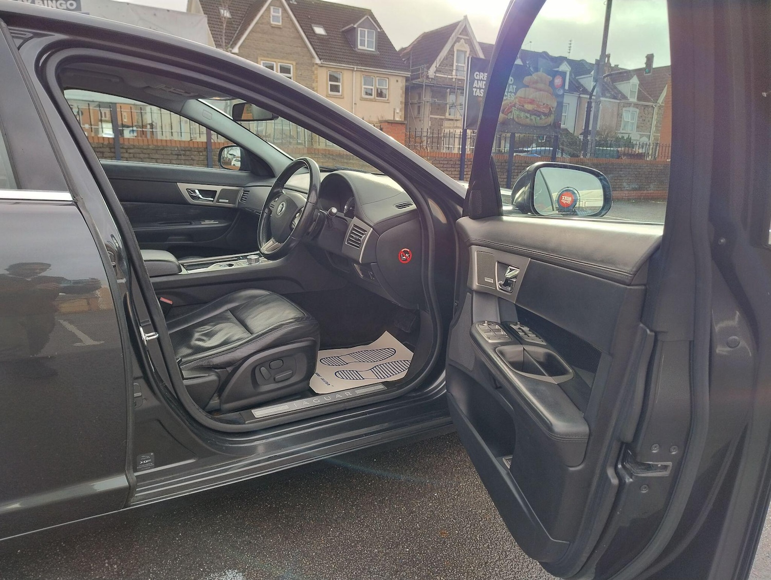 Used Jaguar XF 2010 for sale - 76849714: Photo 23