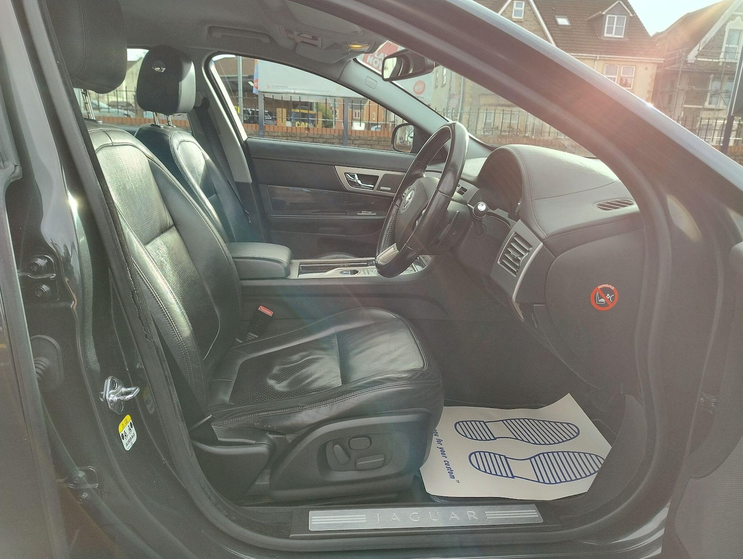 Used Jaguar XF 2010 for sale - 76849714: Photo 24