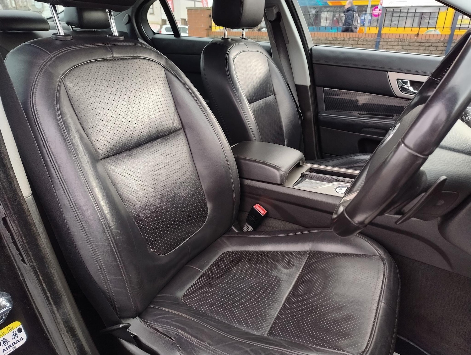 Used Jaguar XF 2010 for sale - 76849714: Photo 26