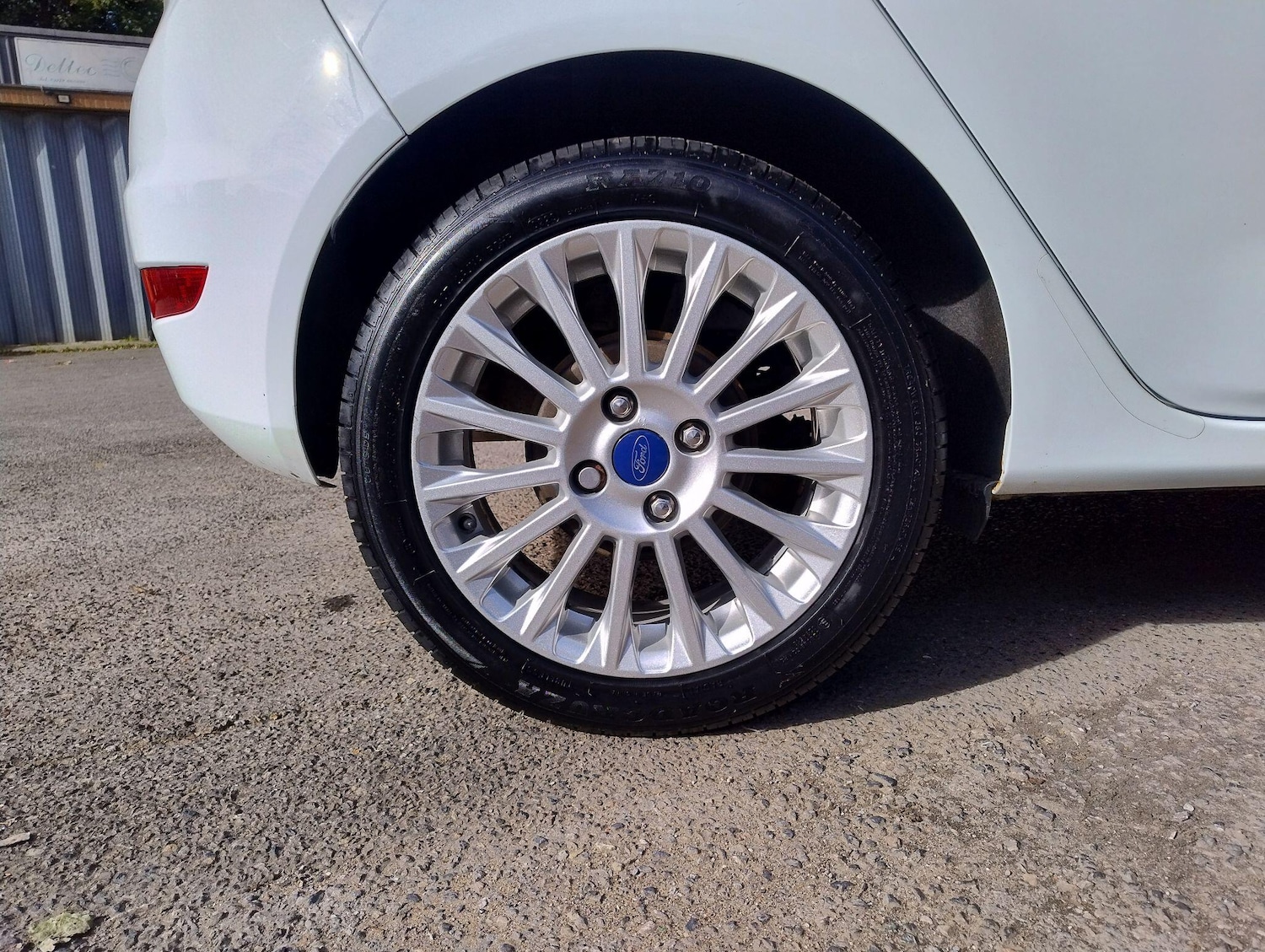 Used Ford Fiesta 2015 for sale - 76484745: Photo 26