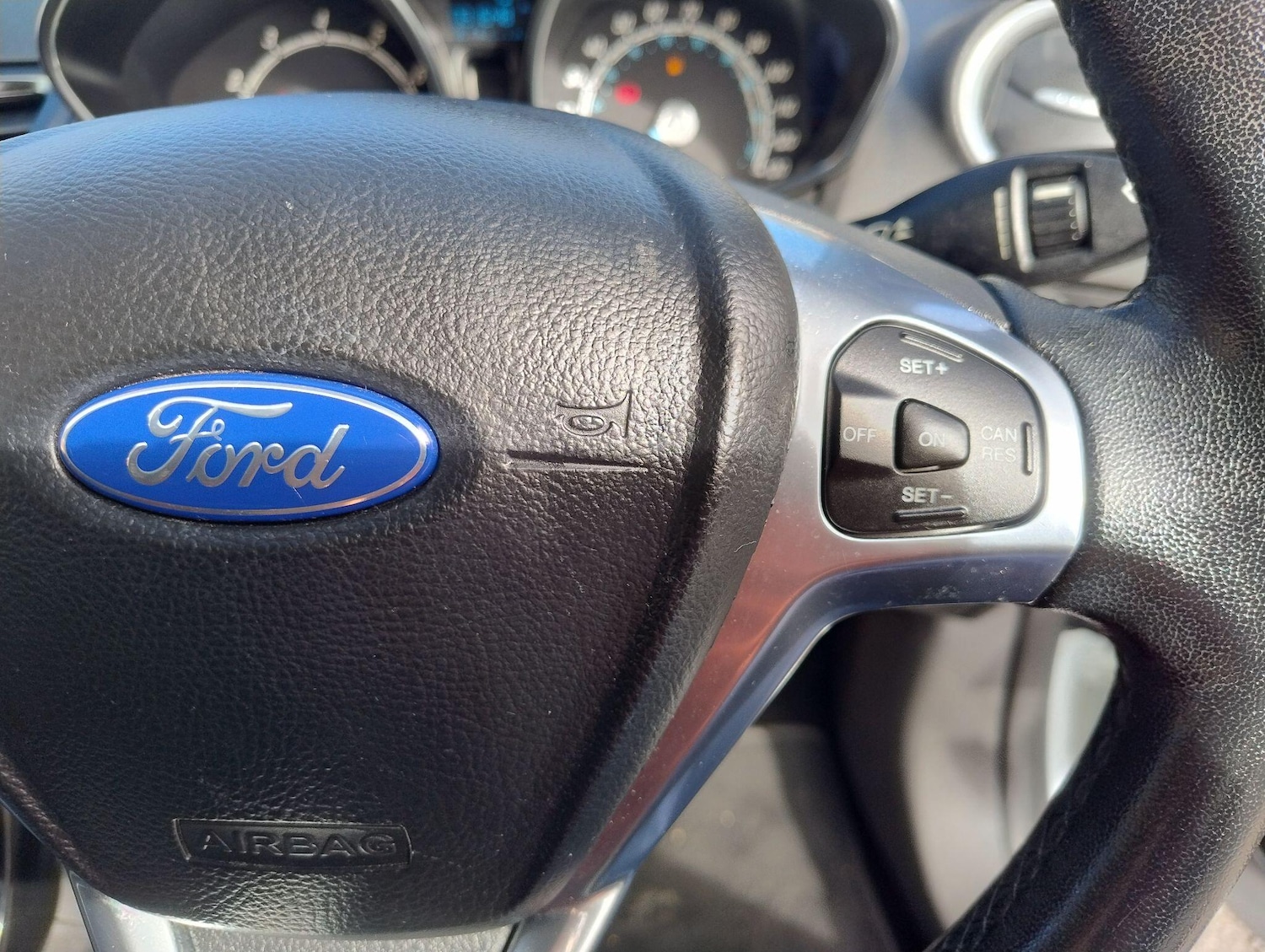 Used Ford Fiesta 2015 for sale - 76484745: Photo 32