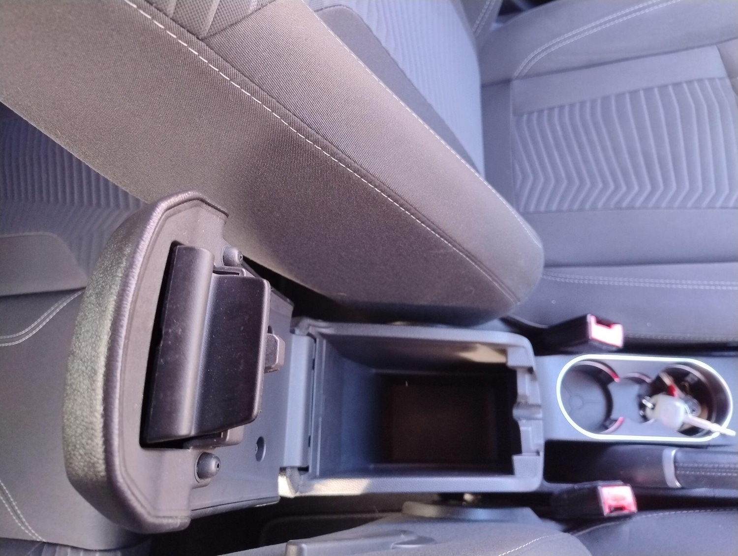 Used Ford Fiesta 2015 for sale - 76484745: Photo 41