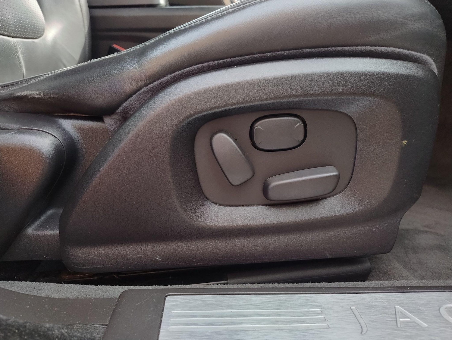 Used Jaguar XF 2009 for sale - 76349734: Photo 56