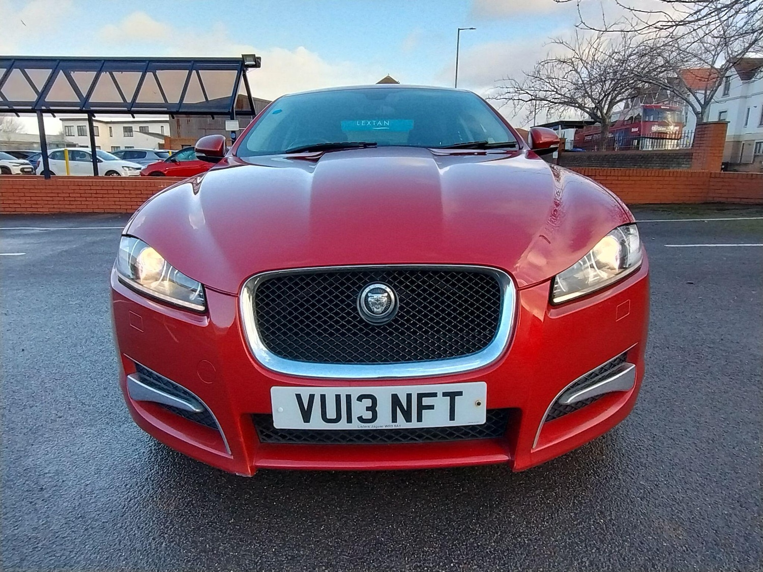 Used Jaguar XF 2013 for sale - 76899115: Photo 2