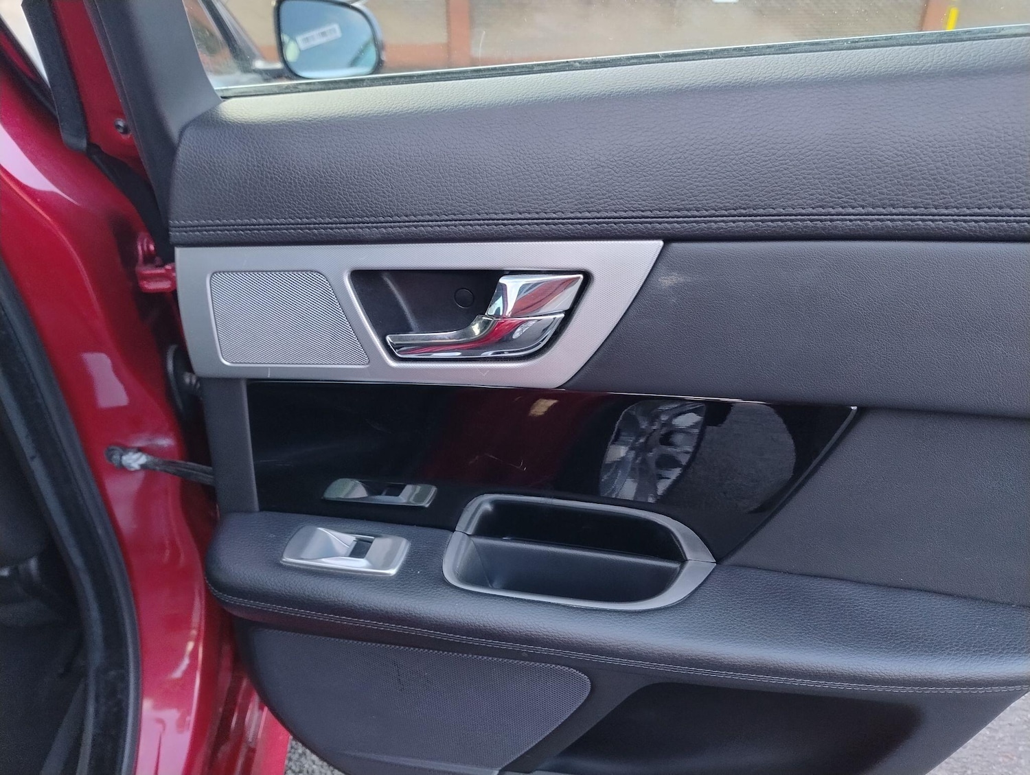 Used Jaguar XF 2013 for sale - 76899115: Photo 39