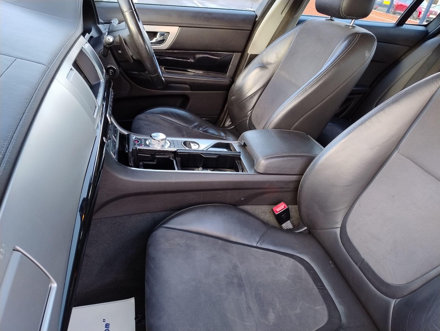 Used Jaguar XF 2013 for sale - 76899115: Photo 61