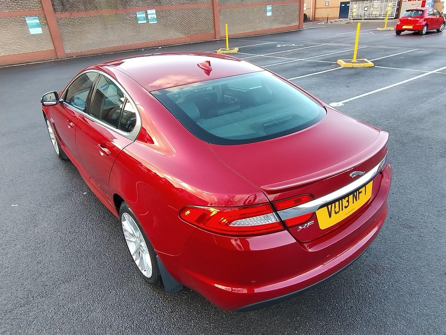 Used Jaguar XF 2013 for sale - 76899115: Photo 9