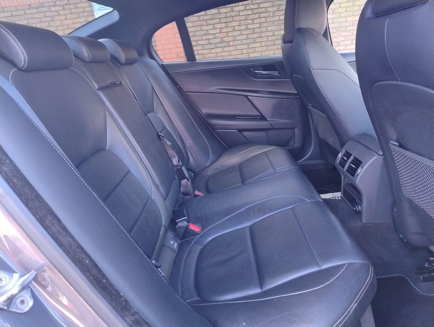 Used Jaguar XE 2016 for sale - 77230212: Photo 26