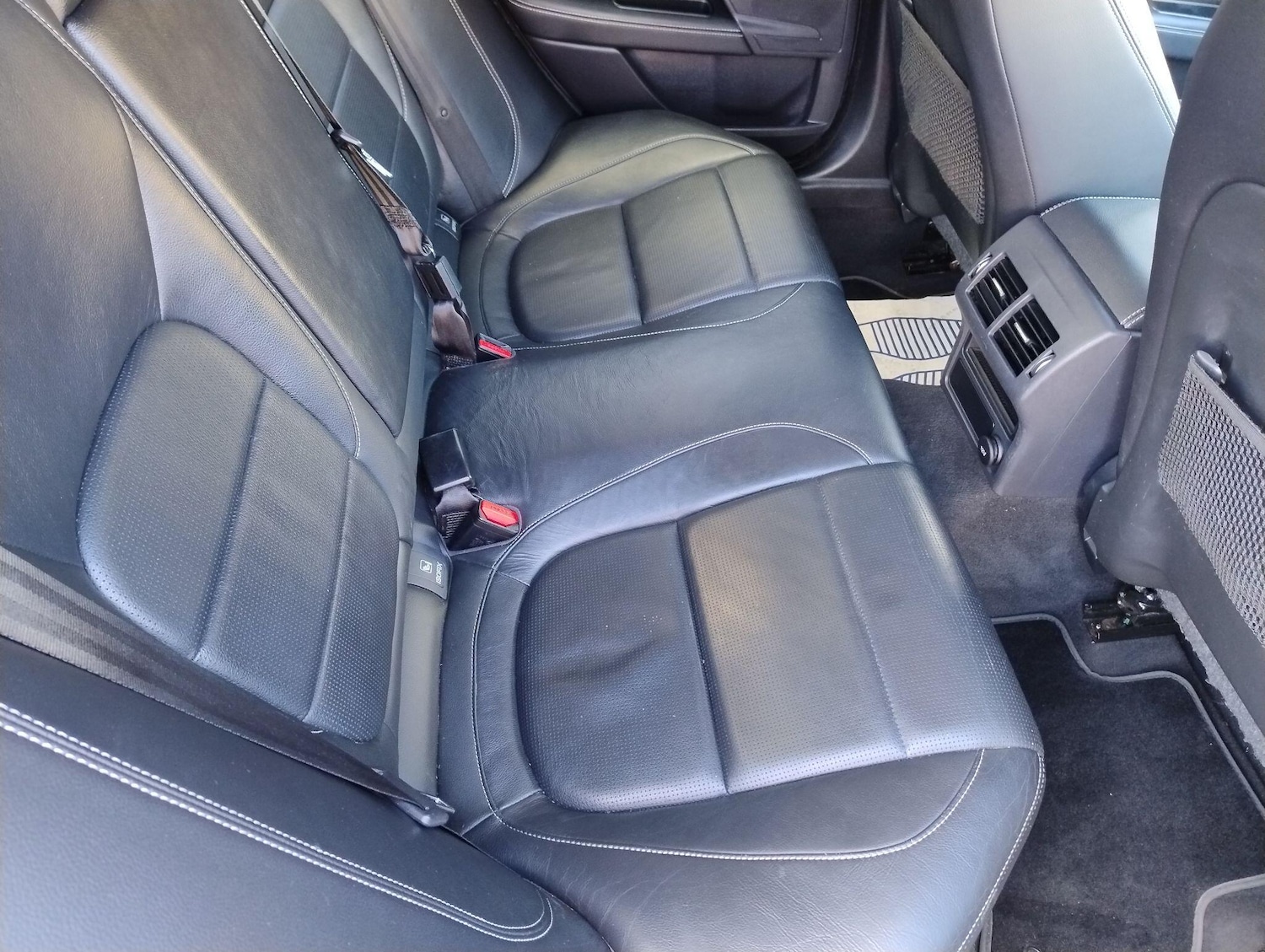 Used Jaguar XE 2016 for sale - 77230212: Photo 27