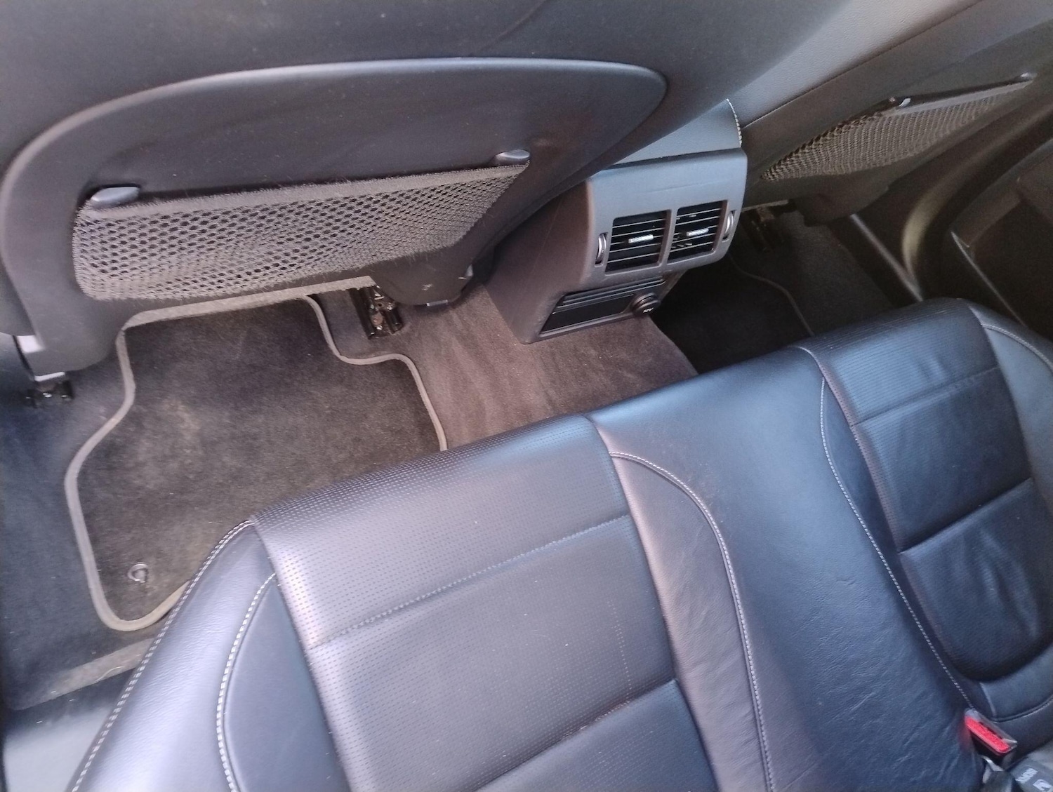 Used Jaguar XE 2016 for sale - 77230212: Photo 30