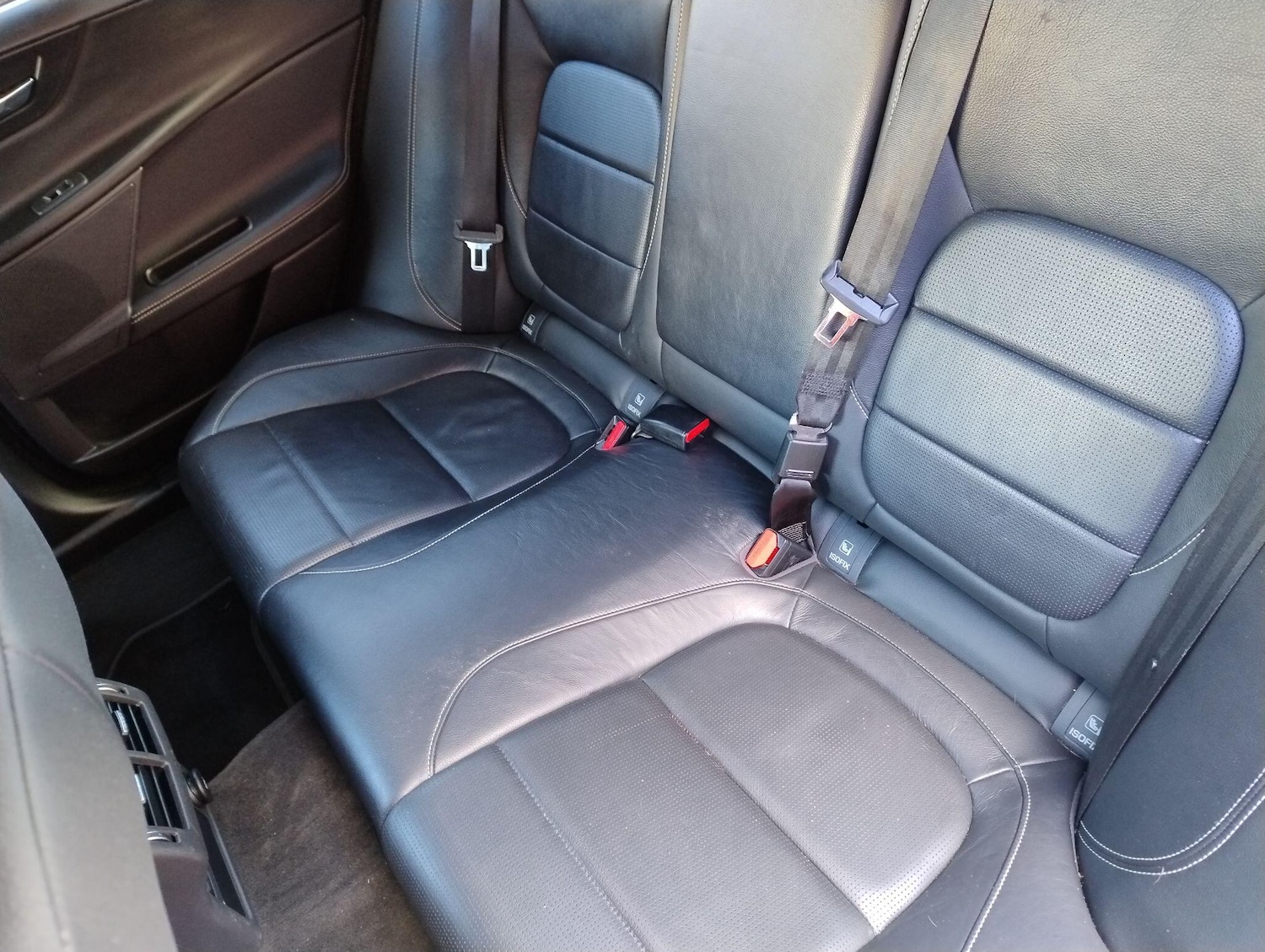 Used Jaguar XE 2016 for sale - 77230212: Photo 32