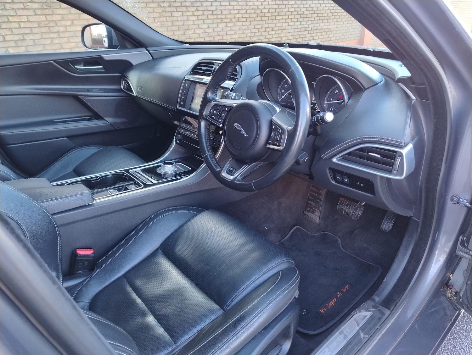 Used Jaguar XE 2016 for sale - 77230212: Photo 62