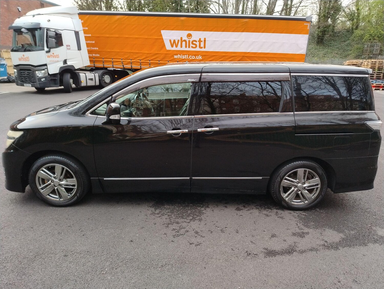 Used Nissan Elgrand 2026 for sale - 78058748: Photo 16